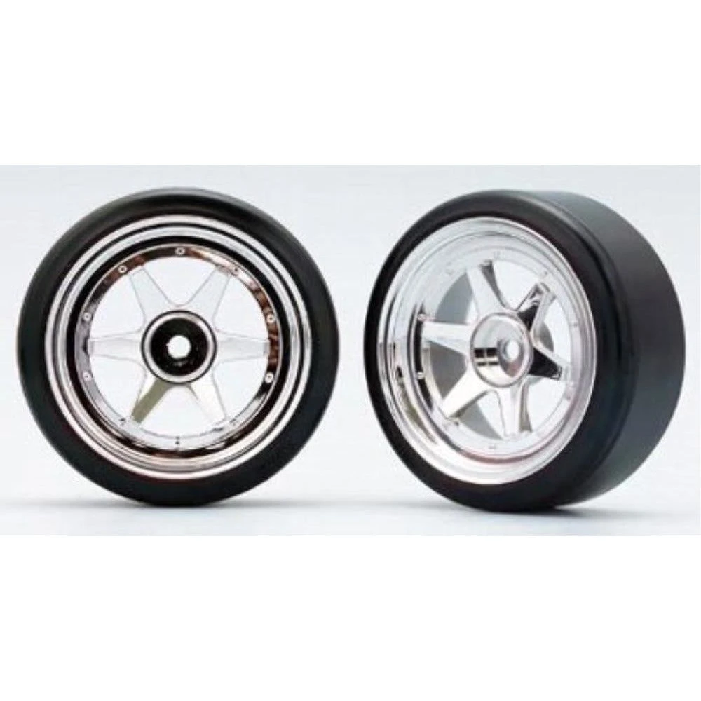 YOKOMO 6 Spoke Wheel (with 01R Tyre) 3 YOKOMO 6 Spoke Wheel (with 01R Tyre)